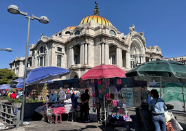 IMPARABLE, AMBULANTAJE CONVIERTE EN TIANGUIS LA EXPLANADA DE BELLAS ARTES LA JORNADA