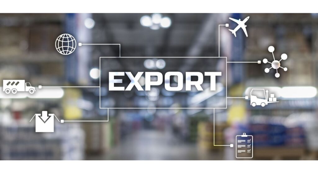 La palabra "EXPORT" está rodeada de íconos que simbolizan el comercio global, la logística y el transporte sobre un fondo de almacén borroso, resaltando la importancia de las certificaciones internacionales para la exportación.