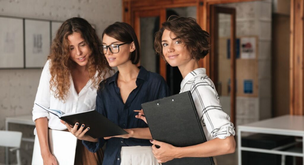 Mujeres desafiantes y pioneras en los negocios: Rompiendo barreras y abriendo caminos